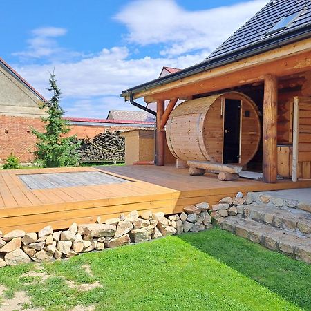 Wellness Srub U Holubu Villa Malsice Bagian luar foto