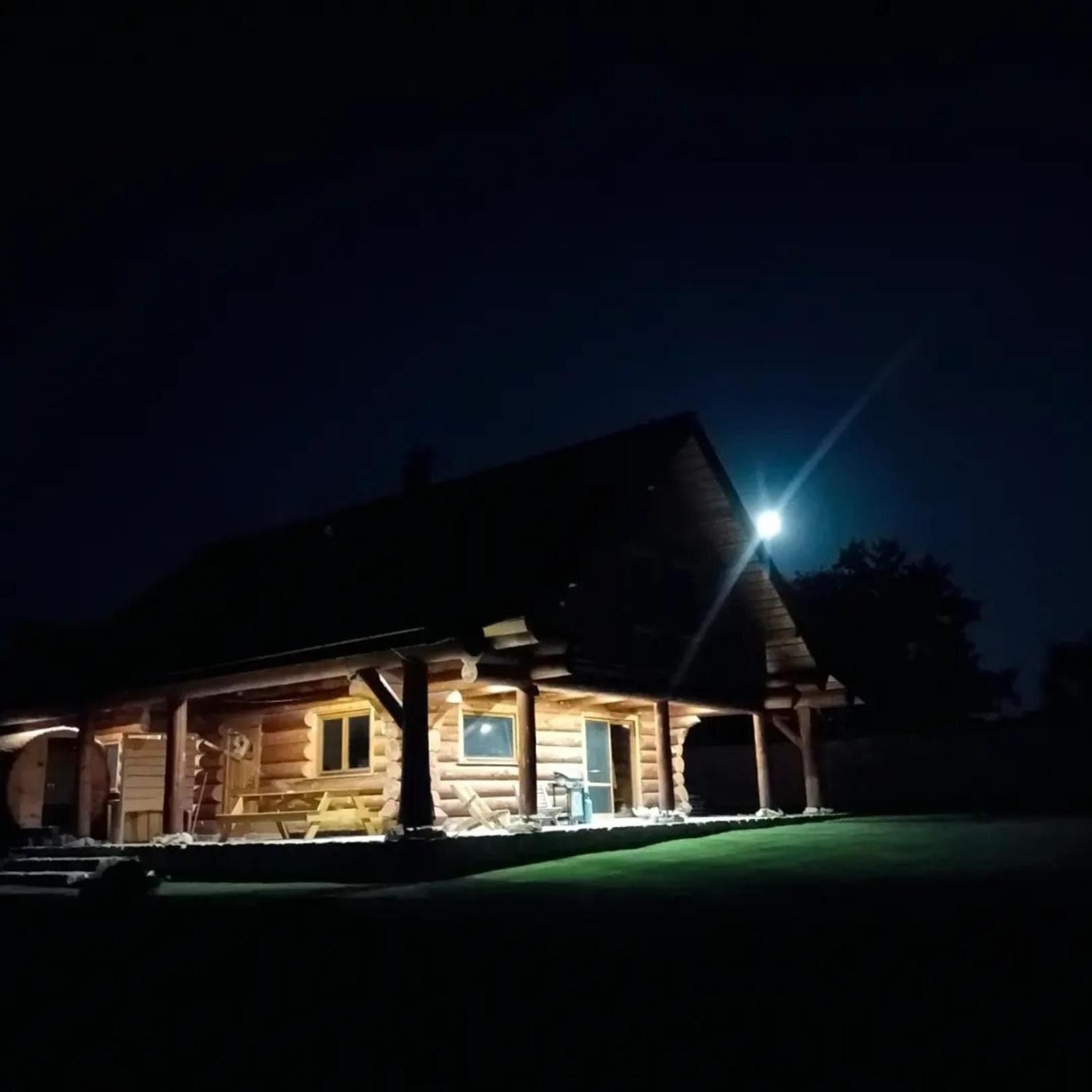 Wellness Srub U Holubu Villa Malsice Bagian luar foto