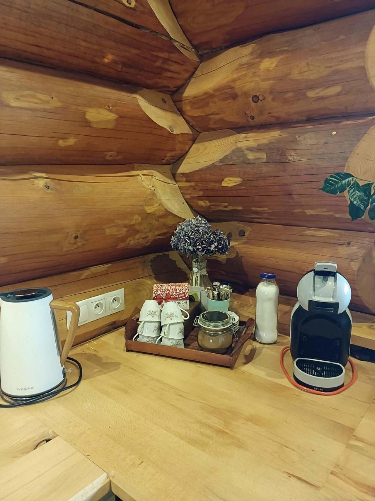 Wellness Srub U Holubu Villa Malsice Bagian luar foto